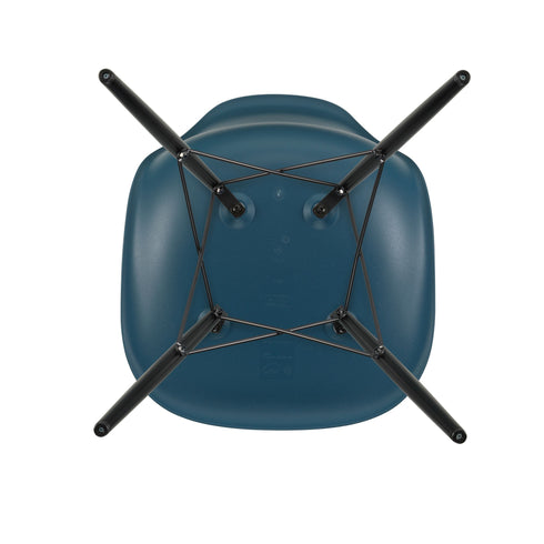 Cadeira Eames em Plástico DSW / Base Maple Preto